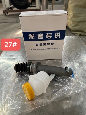WG9719230023 Silinder induk kopling HOWO suku cadang truk